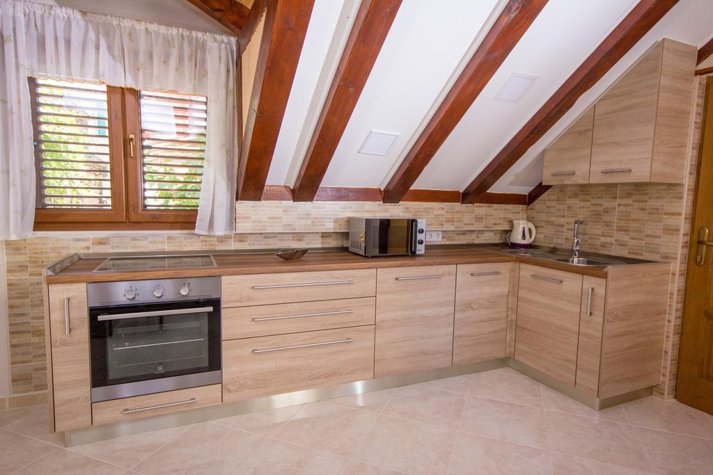 Apartment Niko Kastel Stari Kaštela 객실 사진